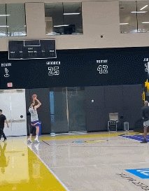 GIF.gif